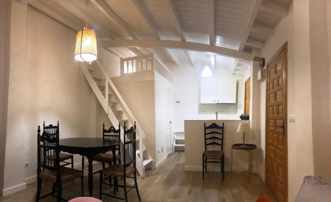 阿维莱斯La Casita De El Montan别墅 外观 照片